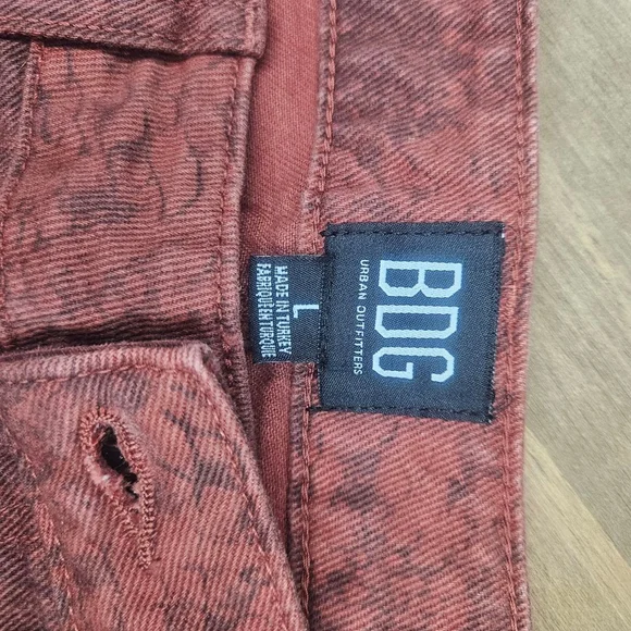 Urban Outfitters BDG Brick Snake Print Denim Mini NWT Skirt LG Waist 15" Retired - Picture 5 of 9